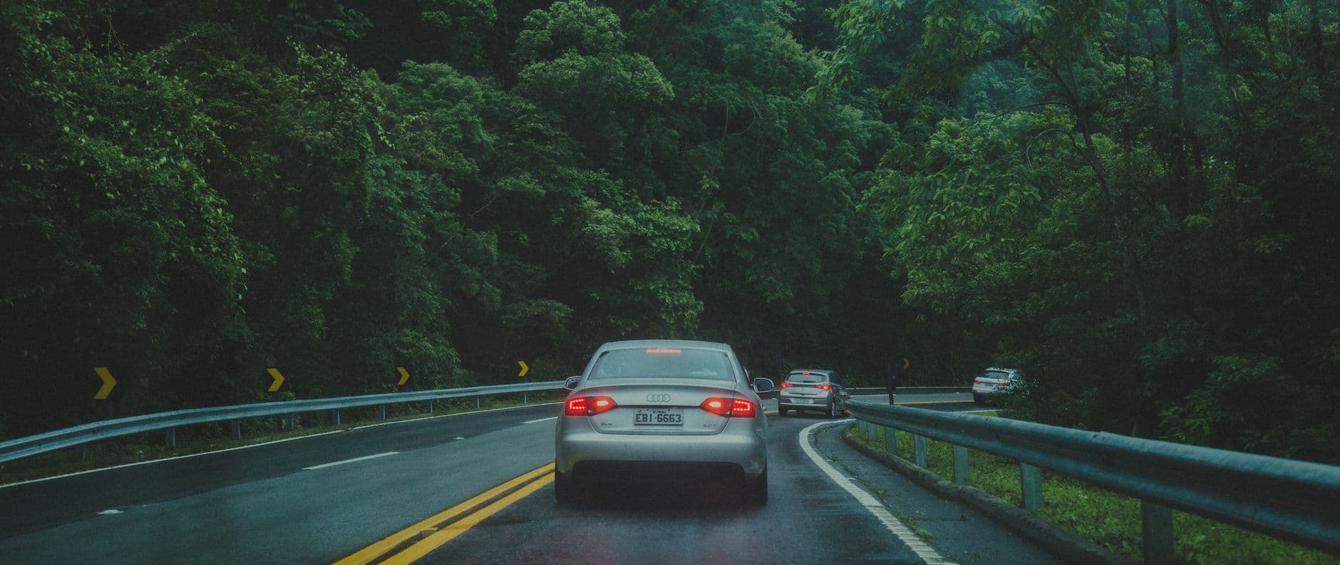 Dicas de condução segura e estradas para motoristas de caminhão