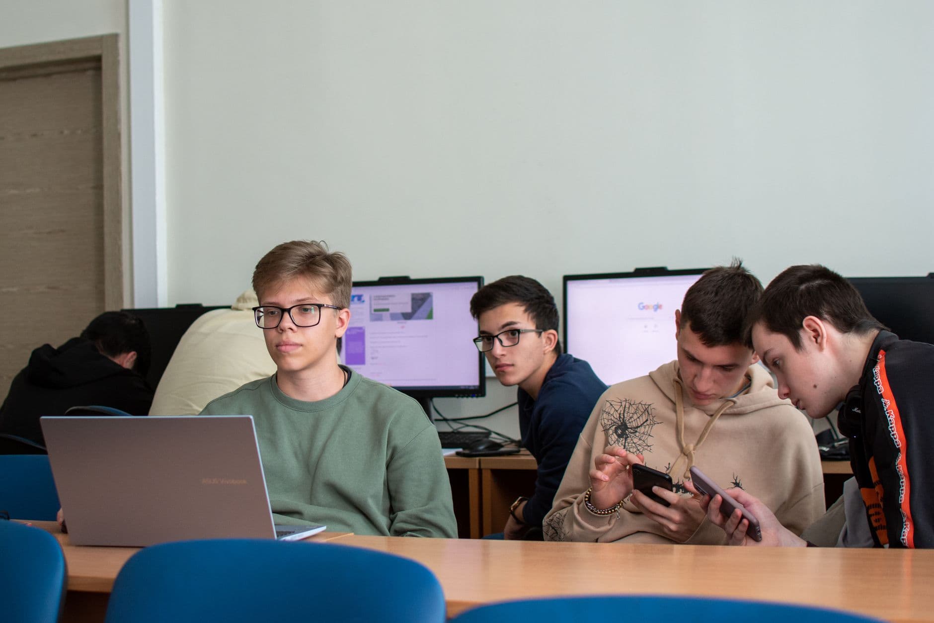 Uloga digitalizacije i umjetne inteligencije u globalnoj logistici