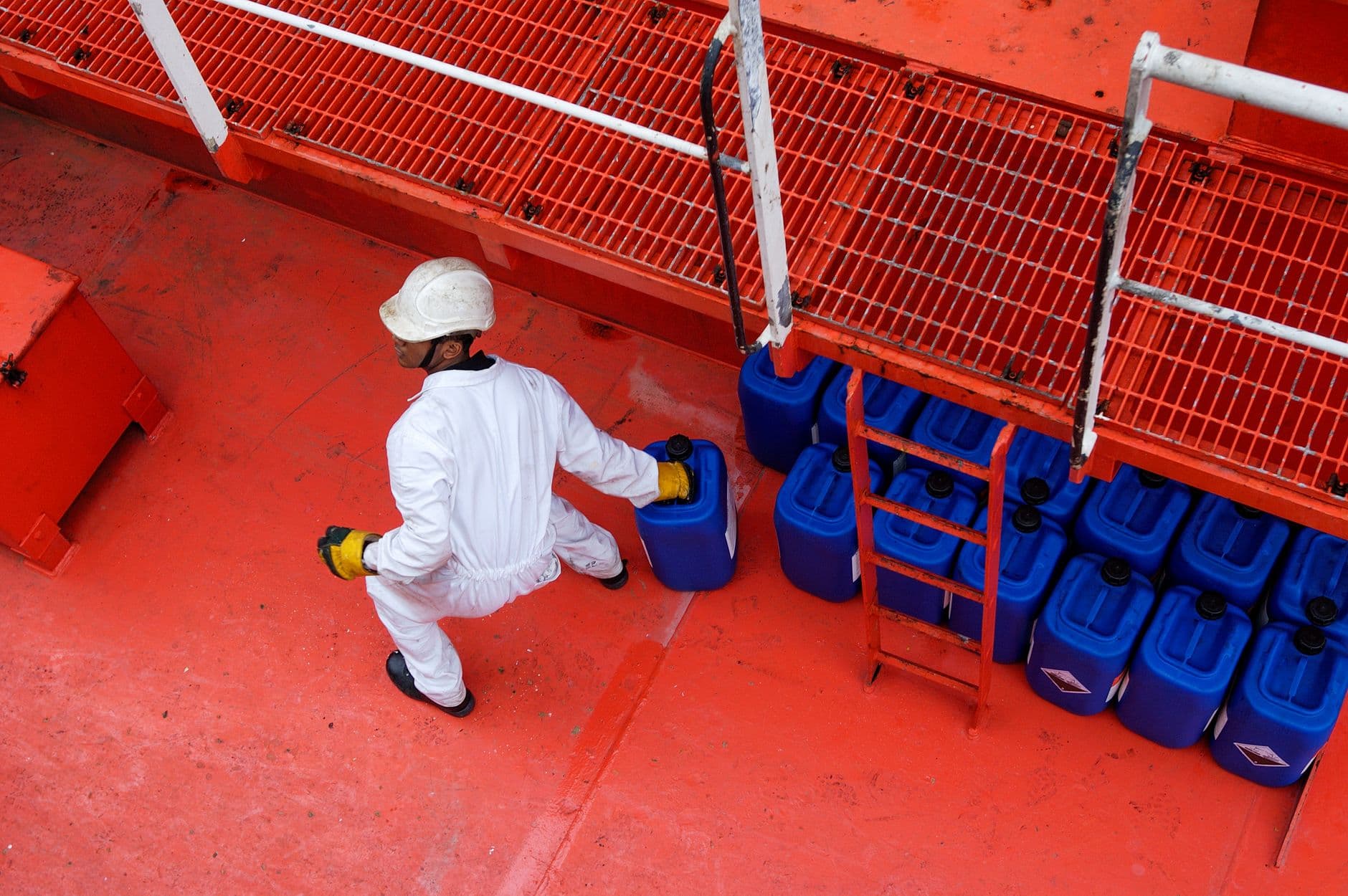 Class 9 Hazmat Shipping: Regulations and Compliance Guide