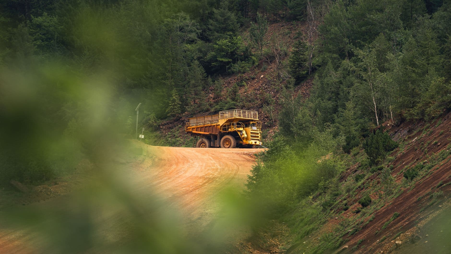 Remote Site Logistics: Causes, Real Costs & the Expert Fix for 2025