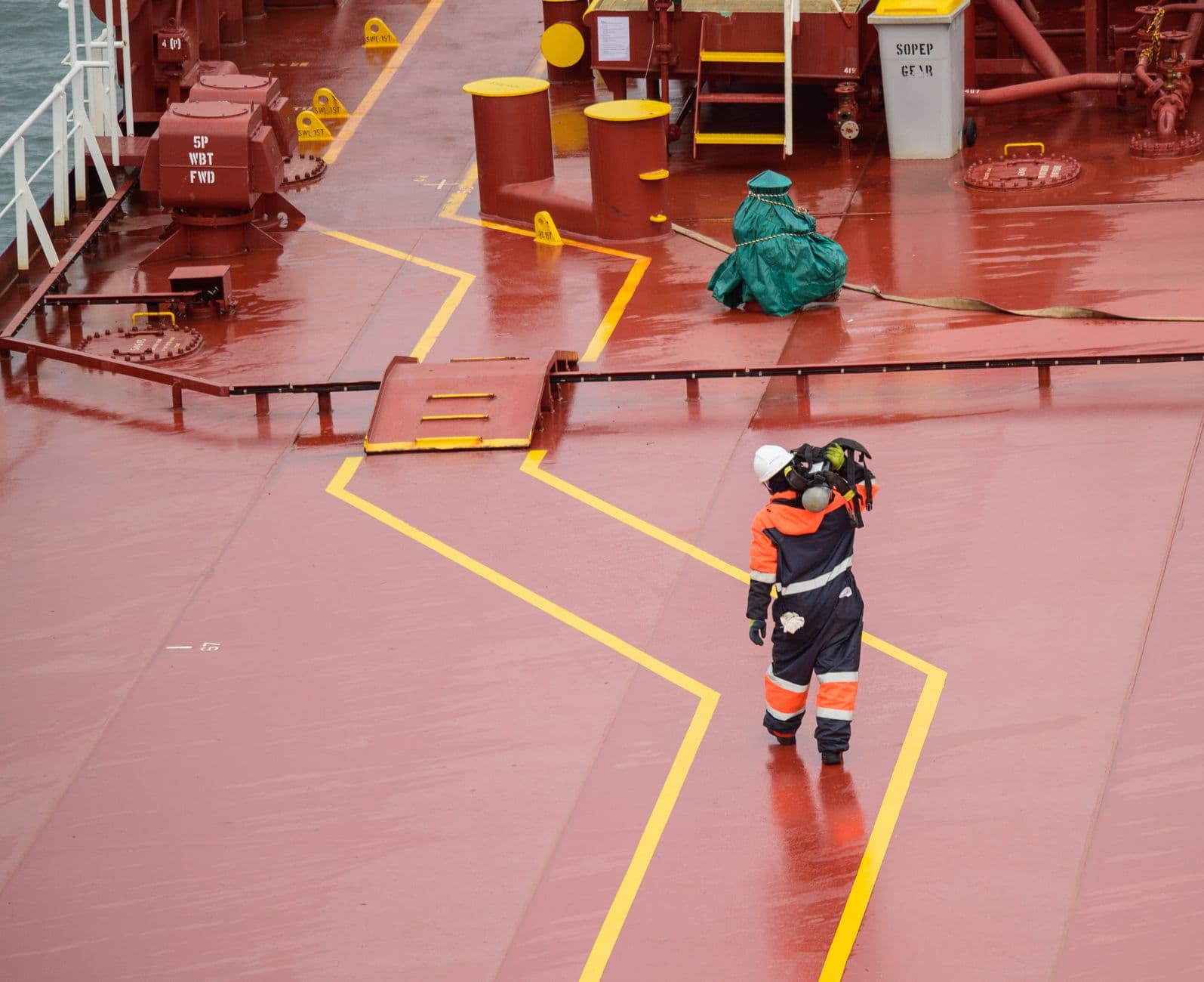 2025 Shipper's Cargo Liability: Protect Shipments Beyond Carrier Limits