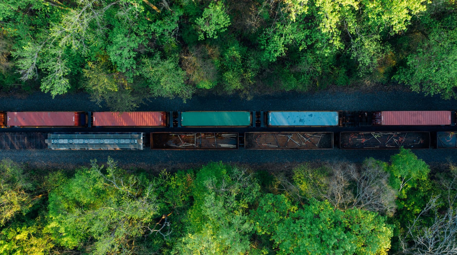 ESG Reporting Playbook: Green Freight Compliance & Investor Appeal