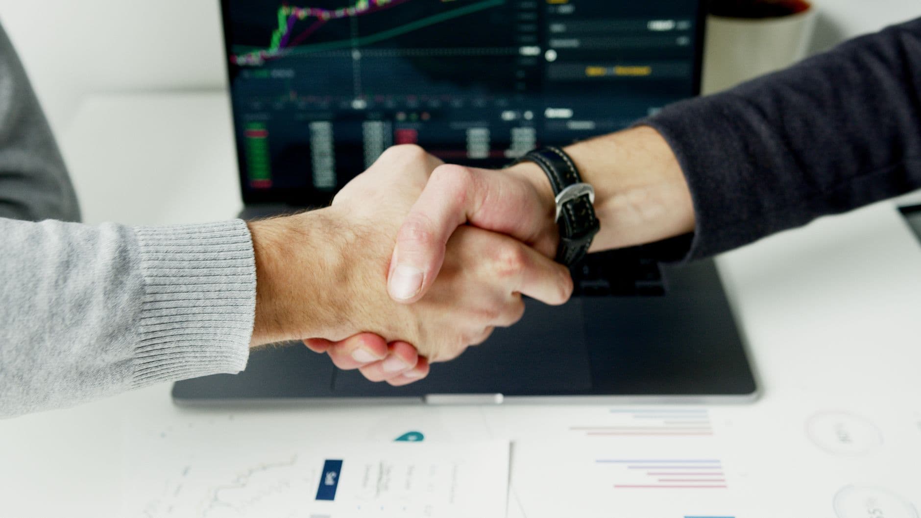 The 2025 Spot Freight Negotiation Playbook: Boost Profit by 12%