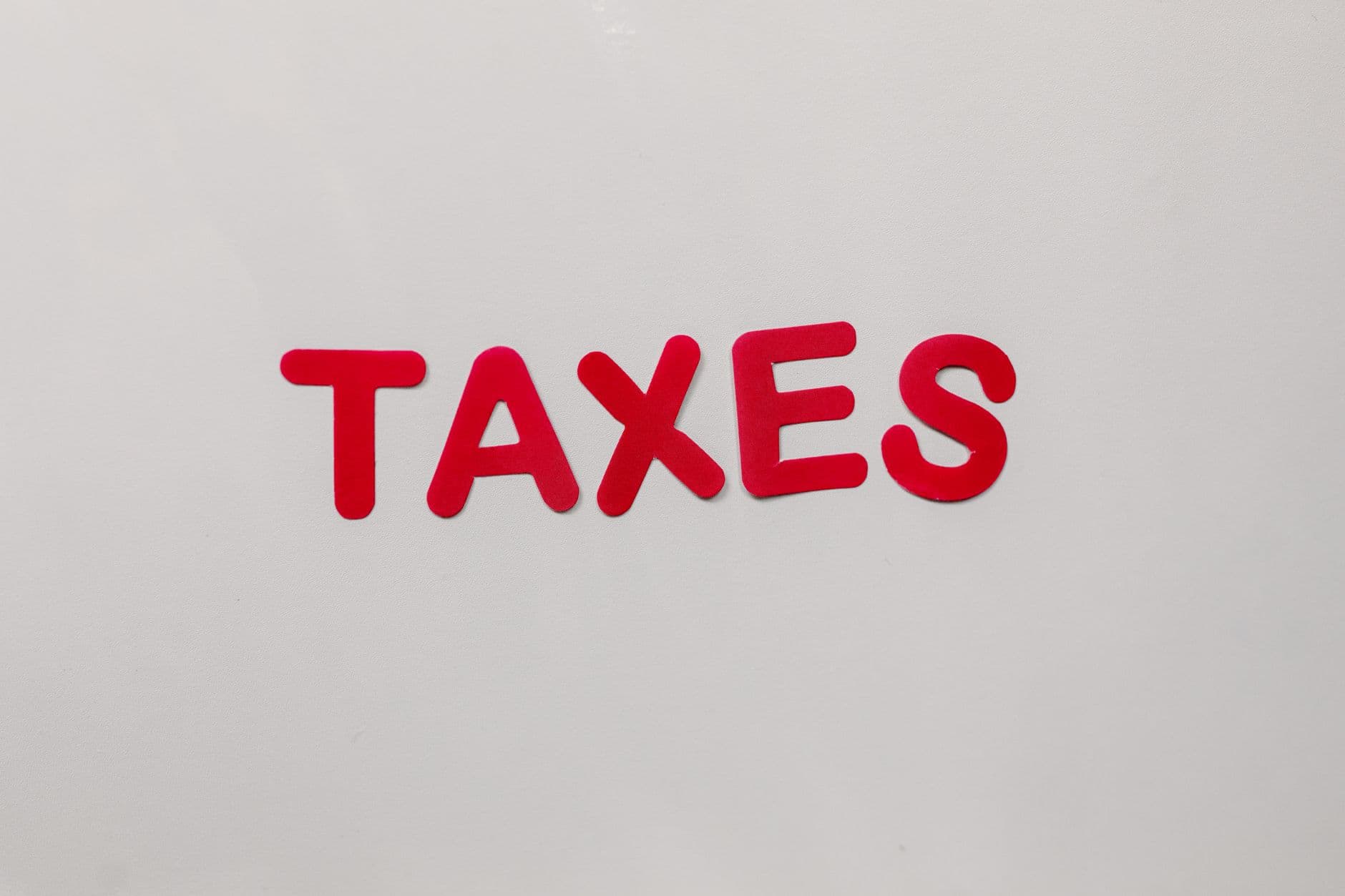 The 2025 IFTA Compliance Playbook: Slash Tax Errors & Maximize Fuel Savings