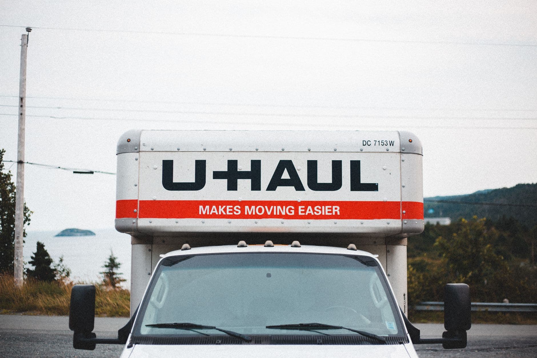Truck Leasing vs Buying: Which Is Right for Your Owner-Operator Business?