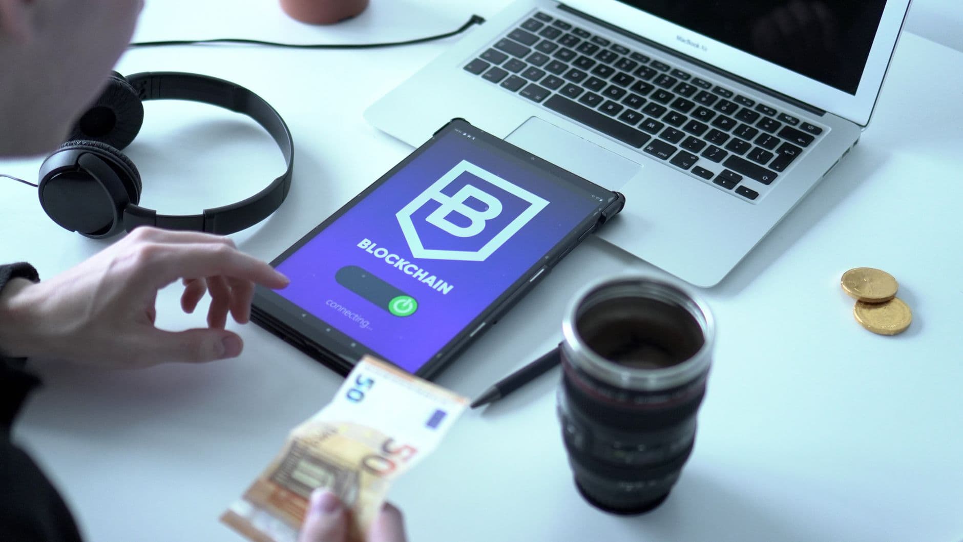 The 2025 Blockchain Freight Payments Playbook: End Delays & Disputes