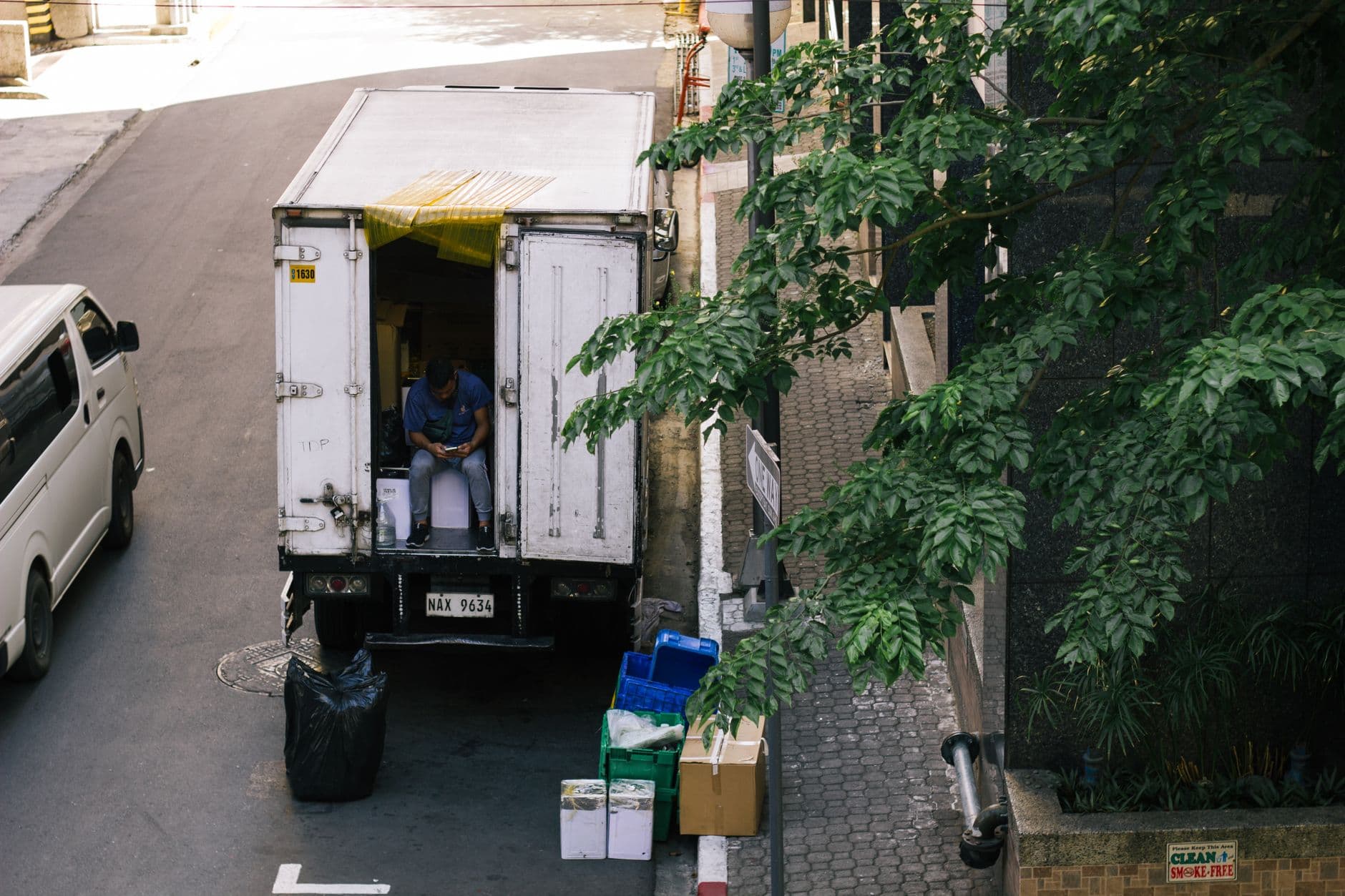 Truck Driver Mental Health 2025: Beat Burnout, Isolation & High Costs