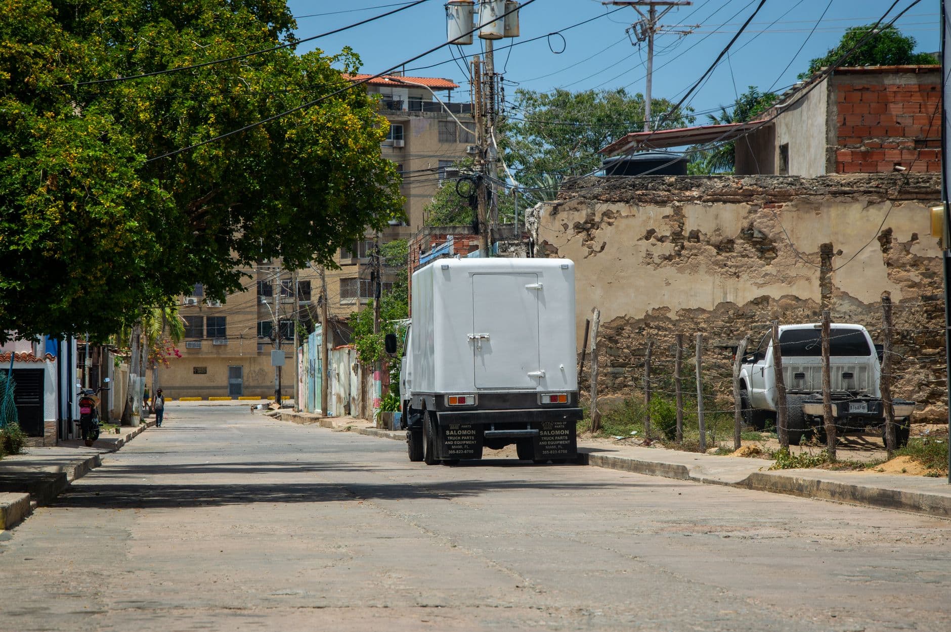 2025 Fleet Microgrid Charging Playbook: EV Uptime & Cost Savings