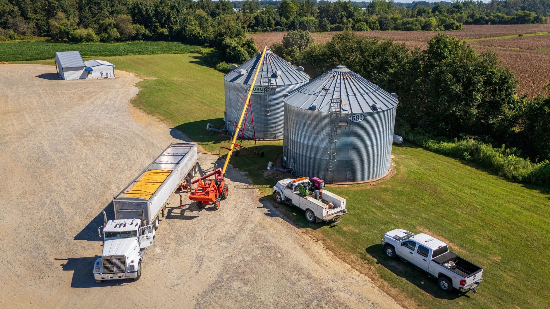 The 2025 Grain Hauling Playbook: Maximize Yields, Minimize Spoilage