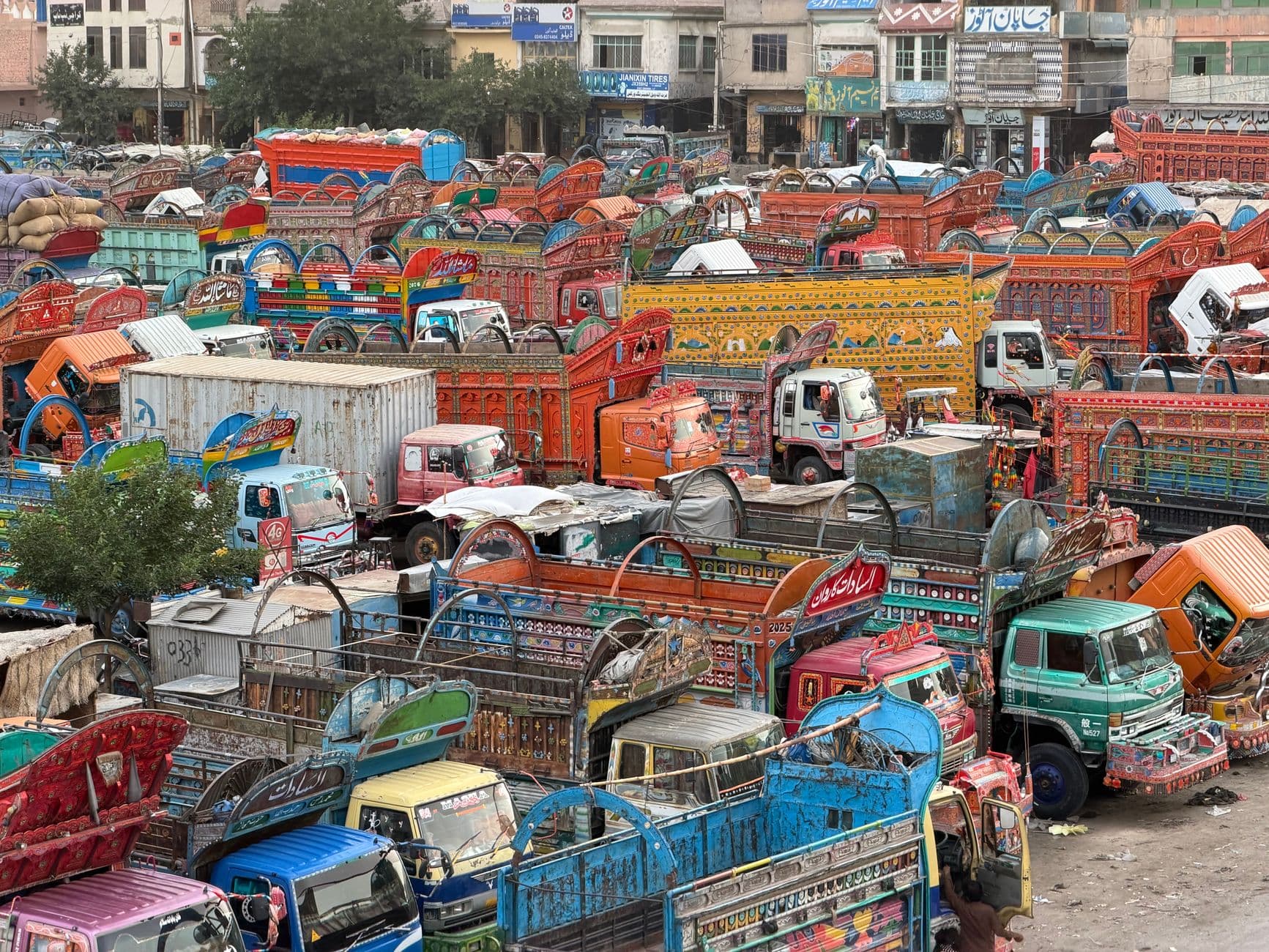 2025 Truckload Market Analysis: Navigate Volatility, Boost Margins