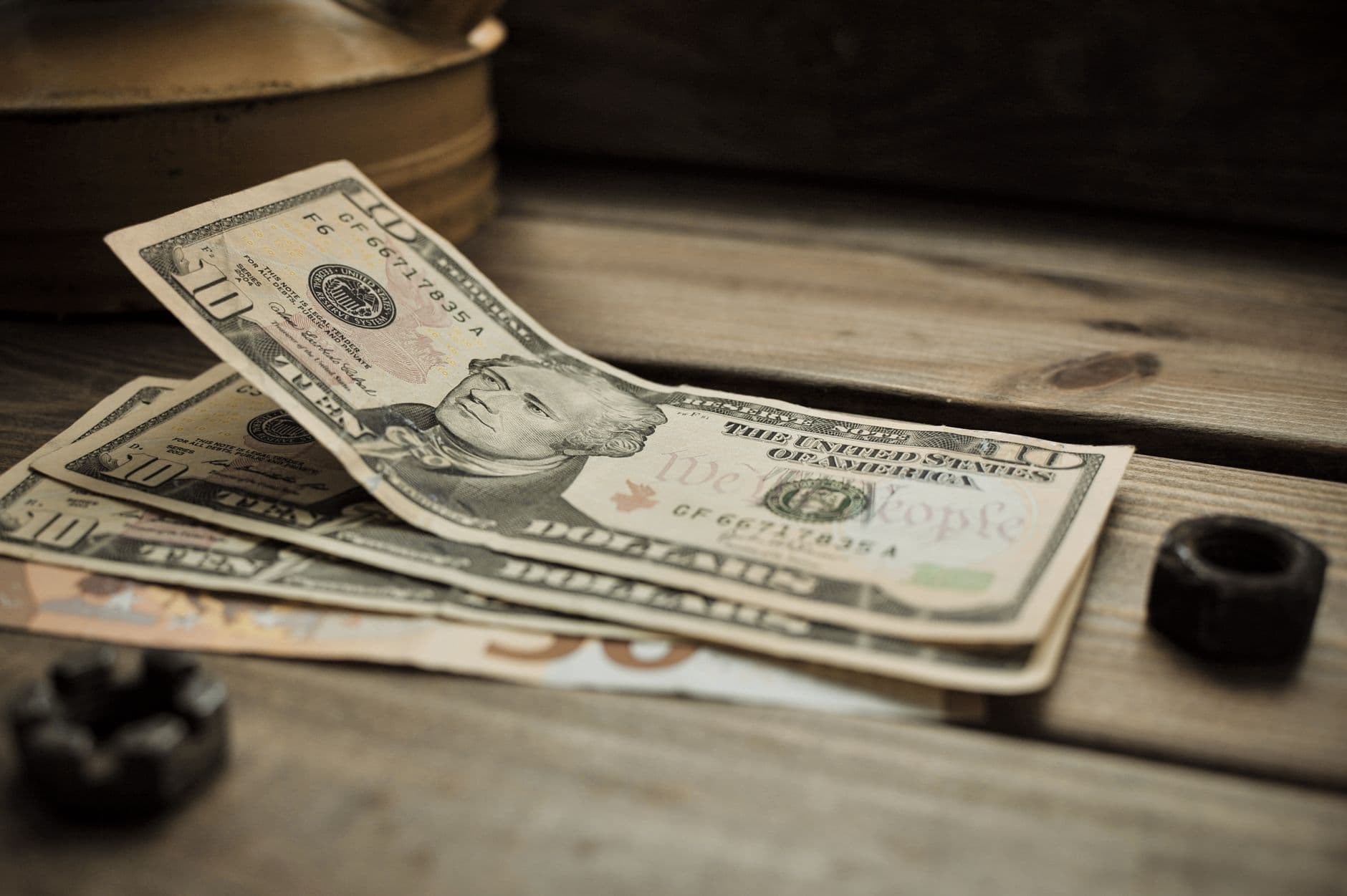 LTL Dimensional Weight 2025: Avoid 30% Re-bills with This Formula