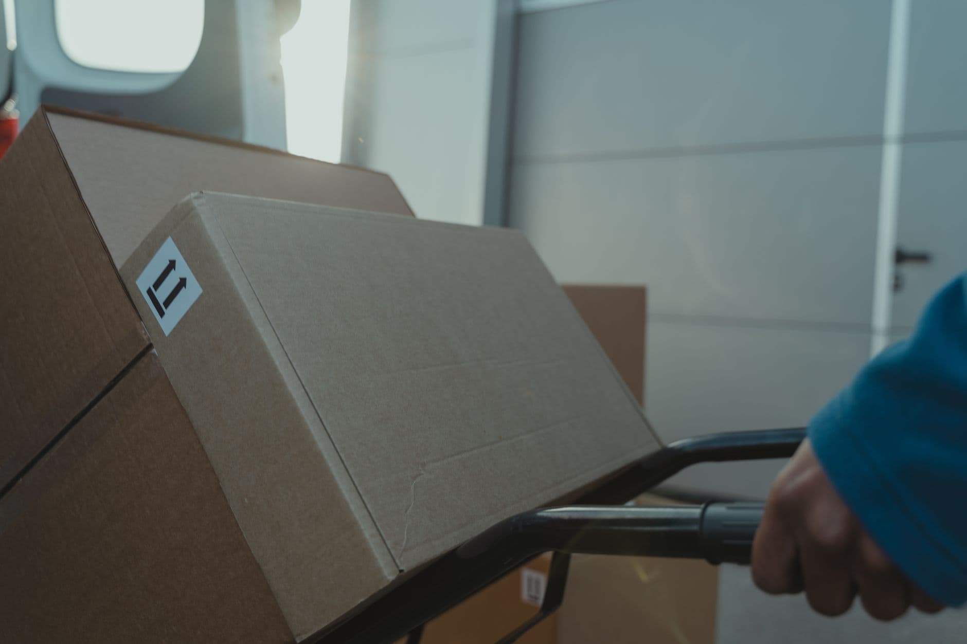 2025 Reverse Logistics Playbook: Turn Returns Into Profit Centers