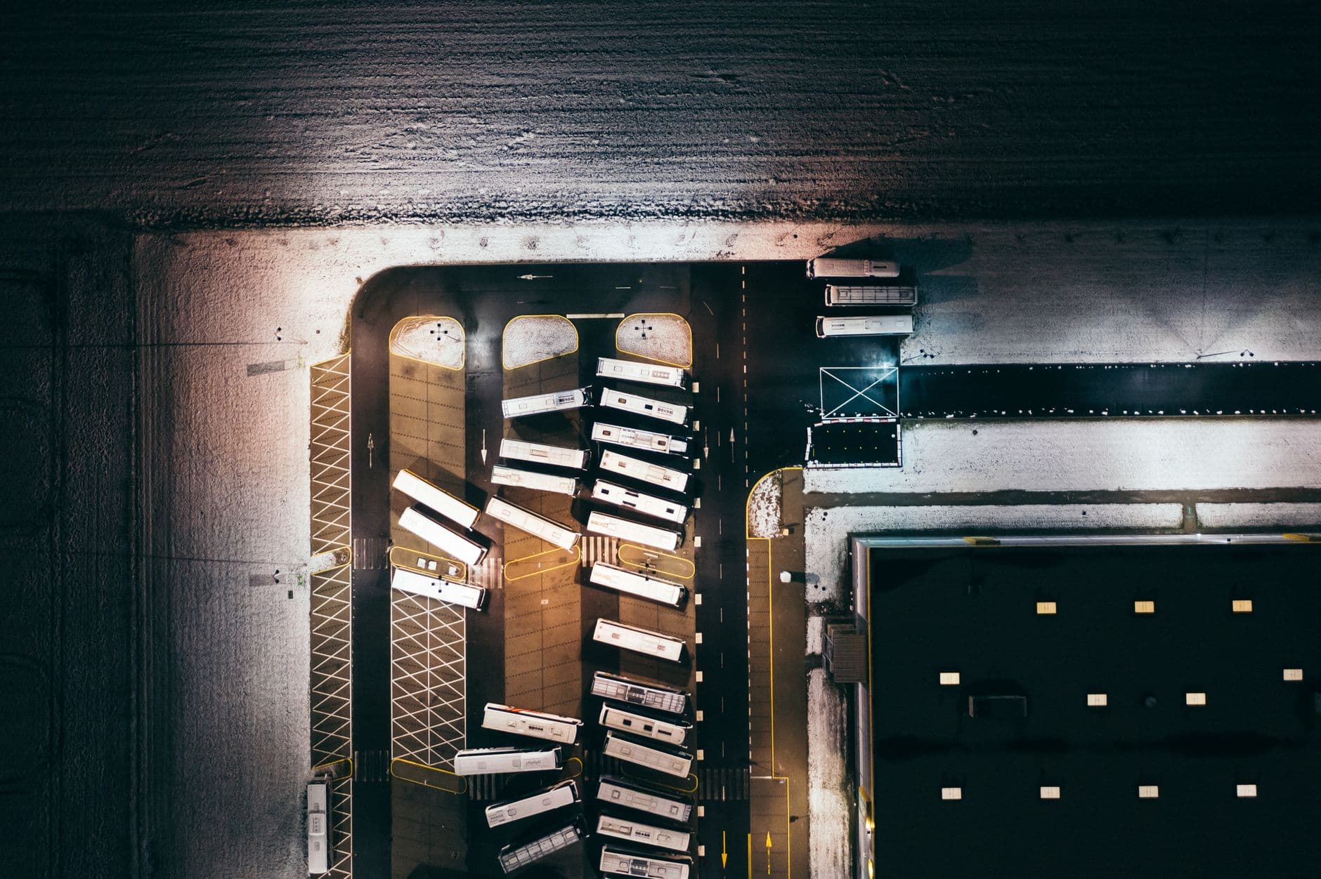 Why Your Asset-Light Fleet Costs More: A 2025 Decision Guide