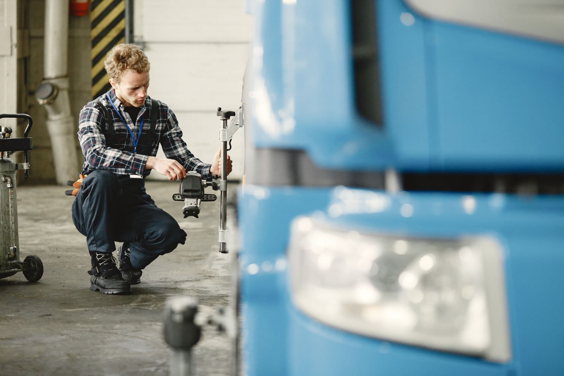 The 2025 Truck Brake Maintenance Playbook: Prevent Fines & Boost Safety