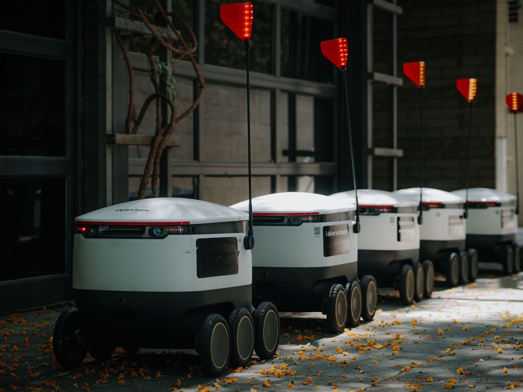 The 2025 Urban Micro-Fulfillment Playbook: Slash Last-Mile Costs & Boost Speed